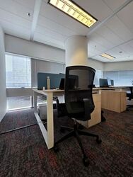 Gateway East (D7), Office #566773861